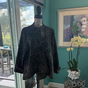 Elegant Black Floral Blazer